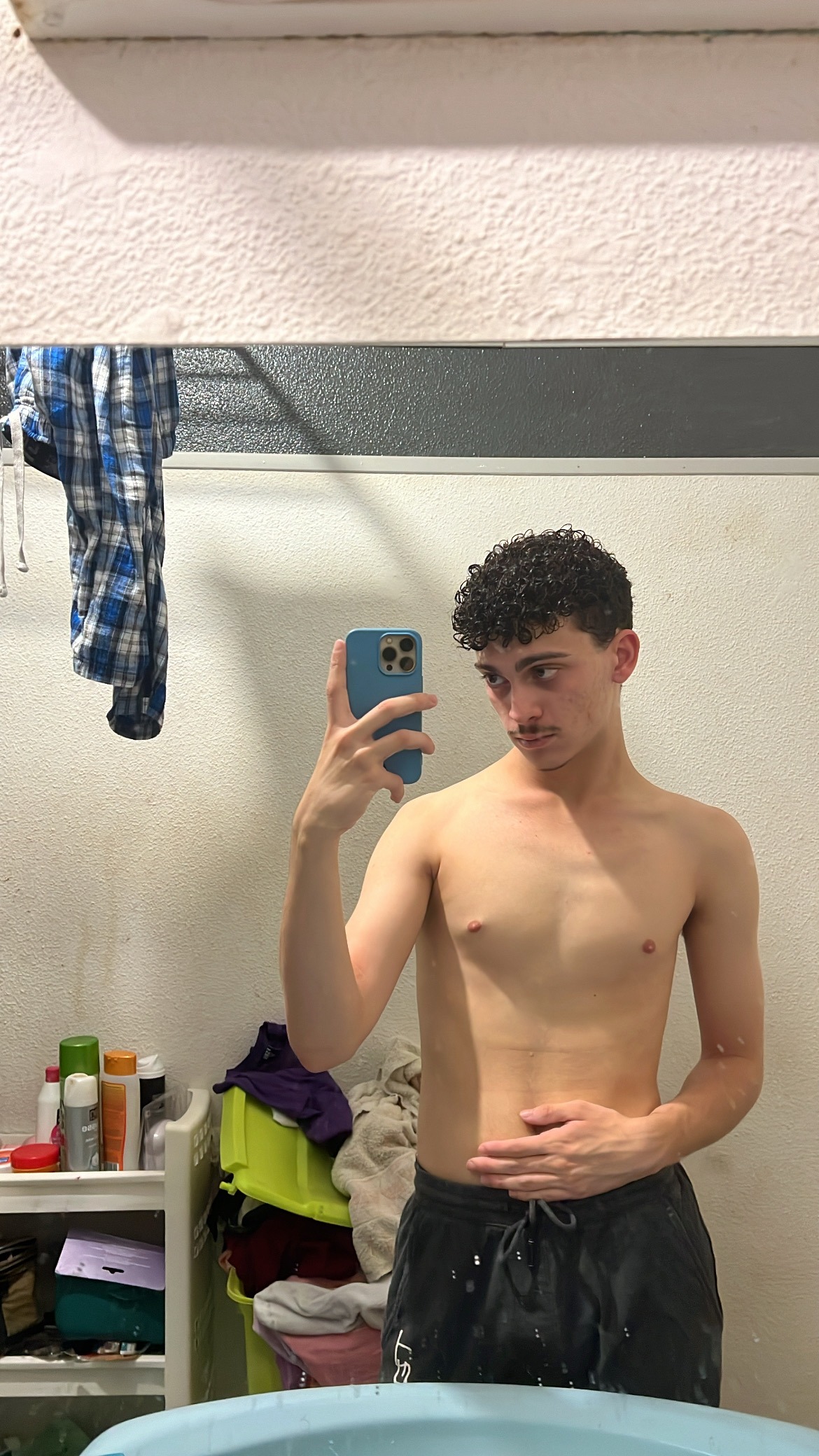 Profil de Hassane, 20 ans, Adultère à Murray River