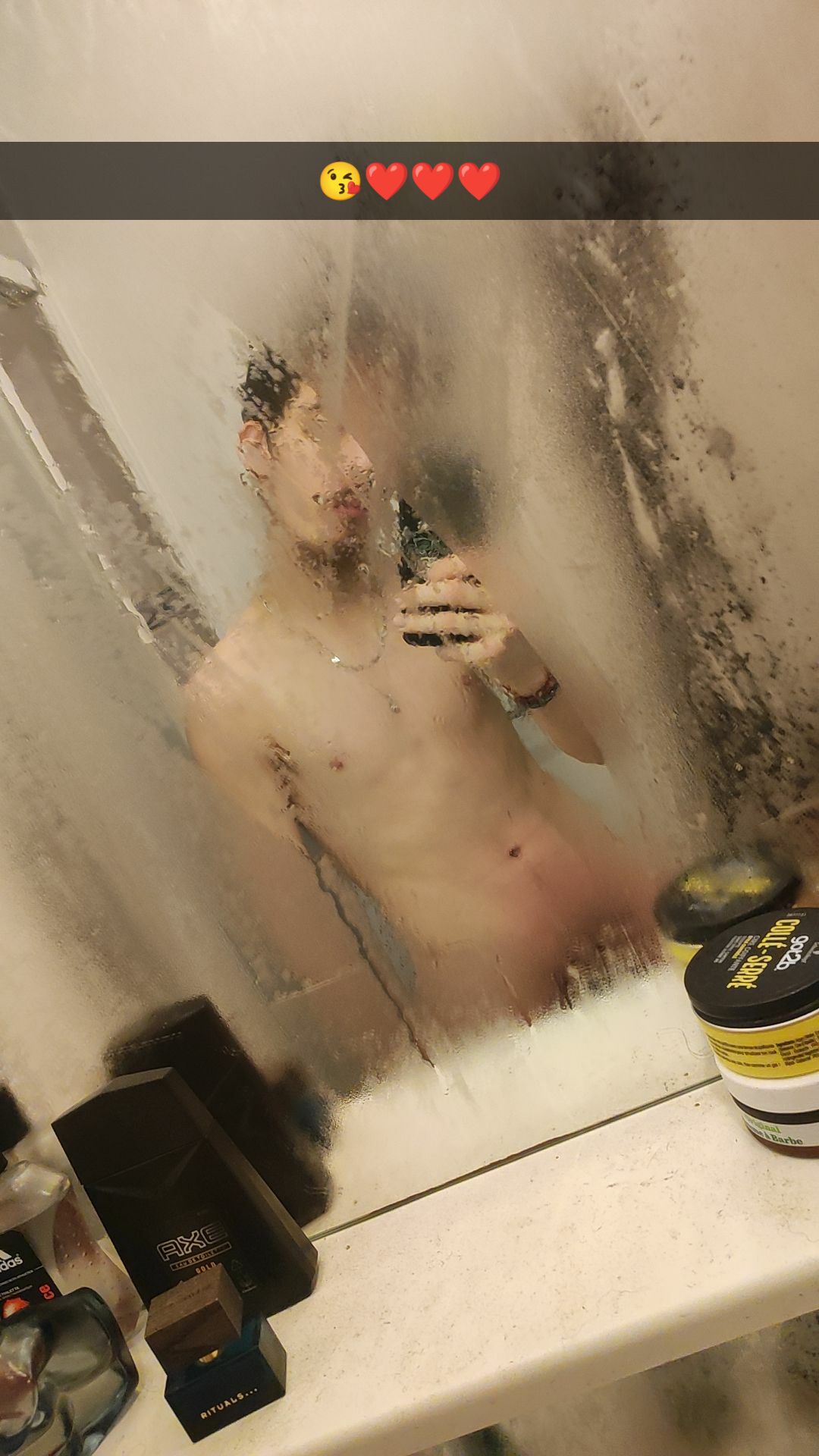 Profil de Emiliano, 26 ans, Adultère à Délı̨nę