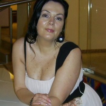 Profil de Carina, 60 ans, Adultère à Hampton